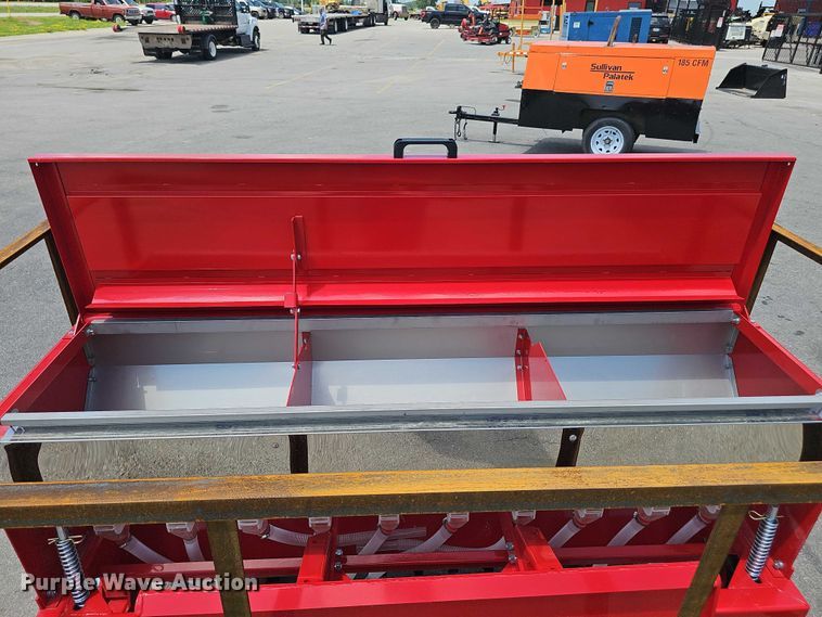 image for item DR3928 2025 AGT STSD10 seeder