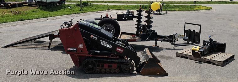 image for item DR3929 2019 Toro Dingo TX-427 compact utility loader