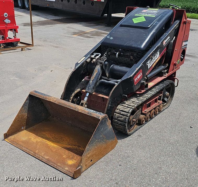 image for item DR3929 2019 Toro Dingo TX-427 compact utility loader