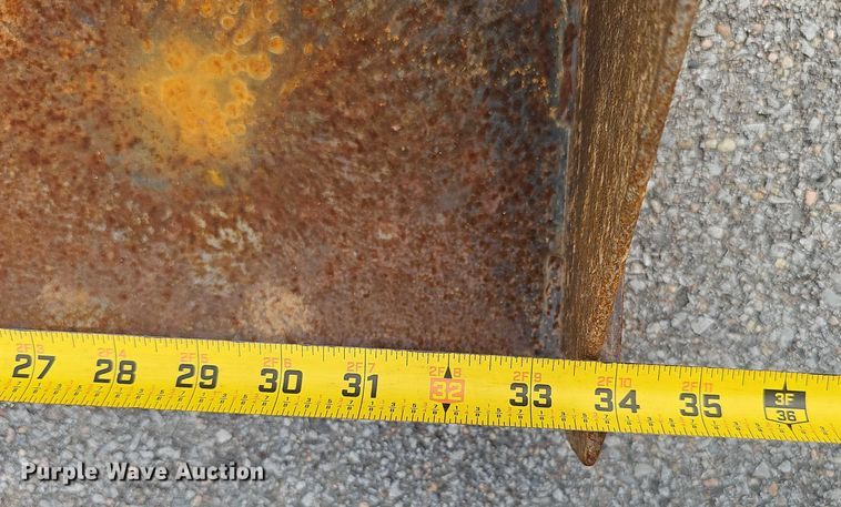 image for item DR3929 2019 Toro Dingo TX-427 compact utility loader