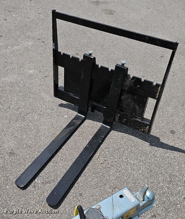 image for item DR3929 2019 Toro Dingo TX-427 compact utility loader