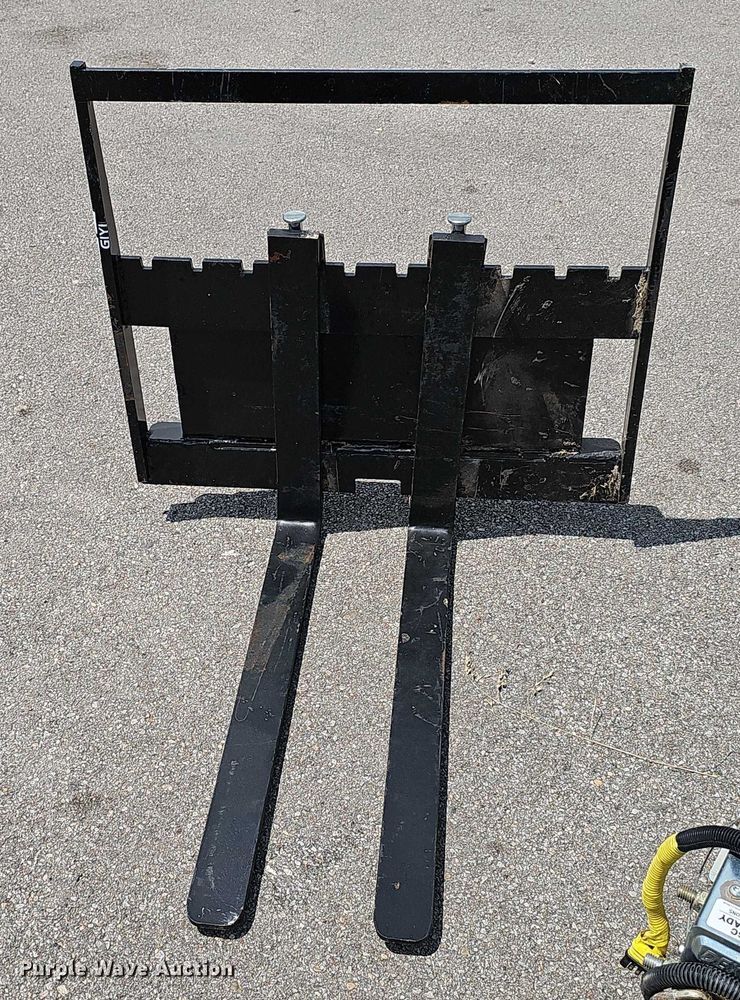 image for item DR3929 2019 Toro Dingo TX-427 compact utility loader