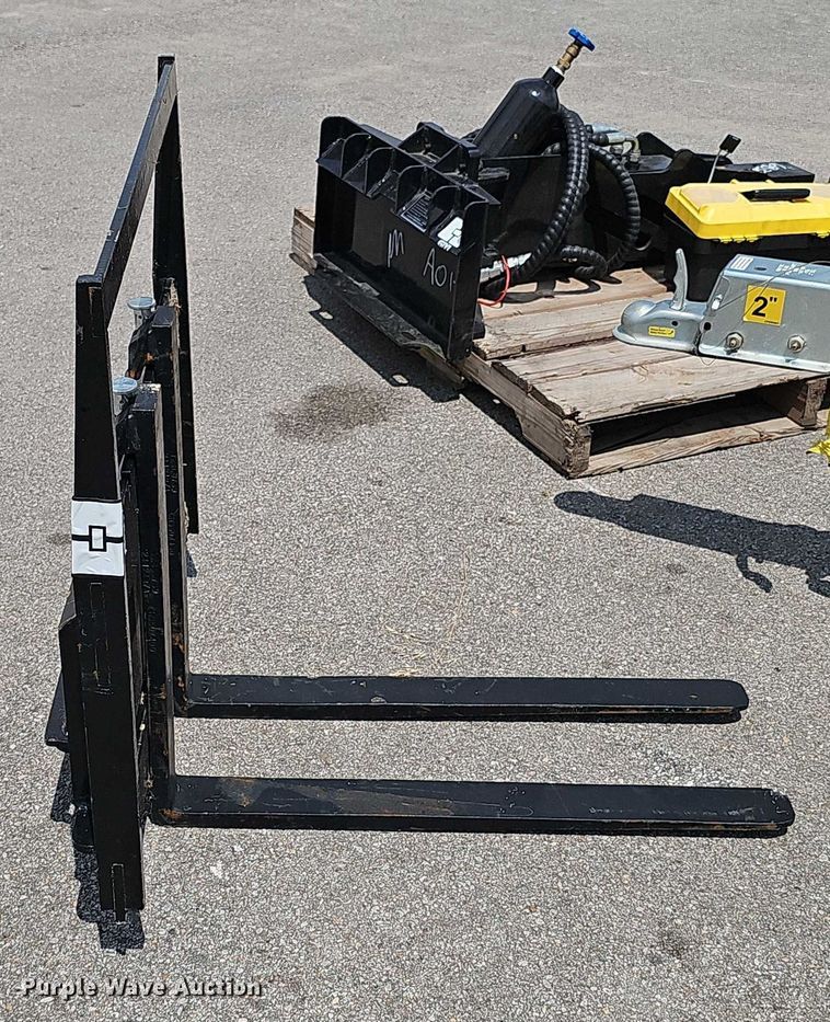 image for item DR3929 2019 Toro Dingo TX-427 compact utility loader