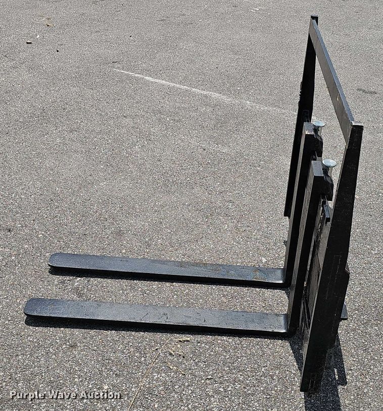 image for item DR3929 2019 Toro Dingo TX-427 compact utility loader