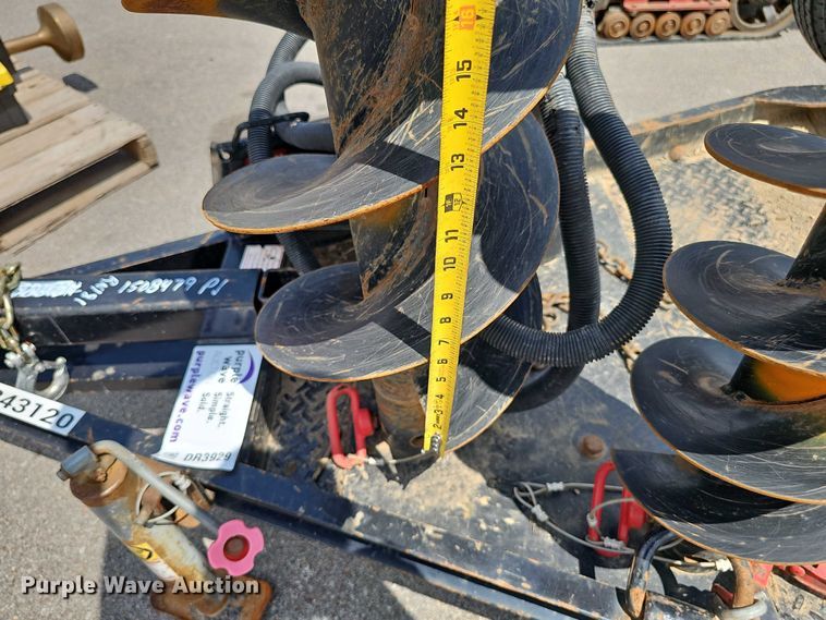 image for item DR3929 2019 Toro Dingo TX-427 compact utility loader