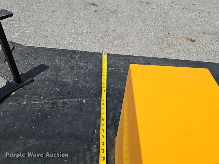 image for item DR3931 2025 GIYI GY-ECA63 skid steer brush mower