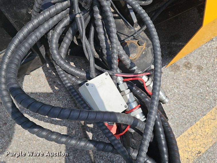 image for item DR3931 2025 GIYI GY-ECA63 skid steer brush mower