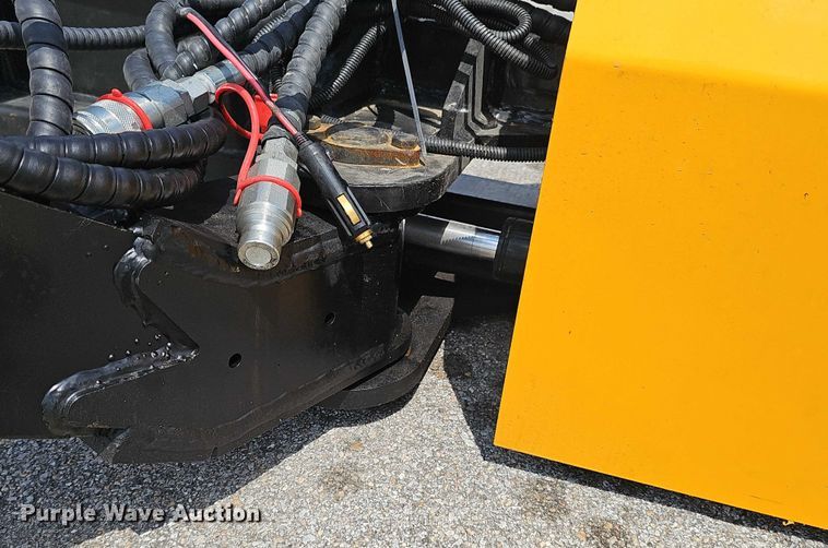 image for item DR3931 2025 GIYI GY-ECA63 skid steer brush mower