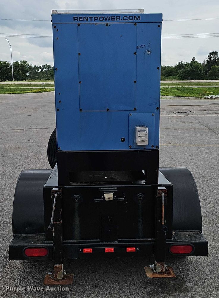 image for item DR3934 2005 SDMO 116UCM generator