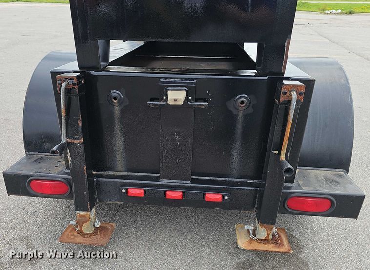 image for item DR3934 2005 SDMO 116UCM generator