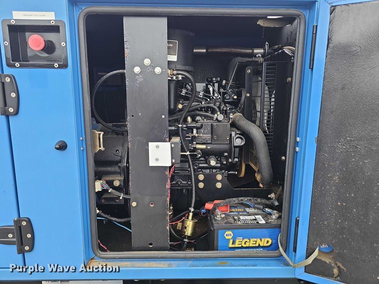 image for item DR3934 2005 SDMO 116UCM generator