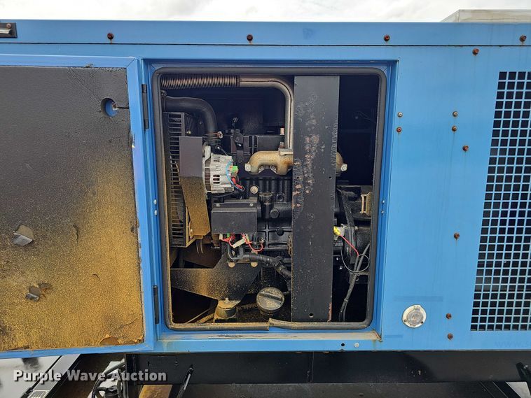 image for item DR3934 2005 SDMO 116UCM generator