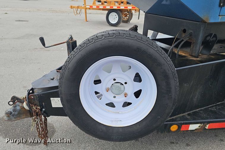 image for item DR3934 2005 SDMO 116UCM generator