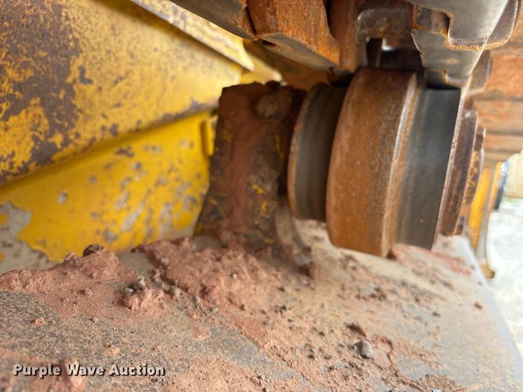 image for item DS3687 2007 Komatsu D31EX-21A dozer