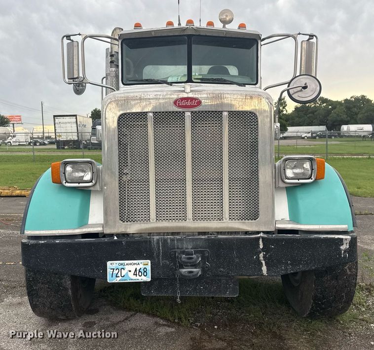 image for item DS3762 2014 Peterbilt 365 ready mix truck