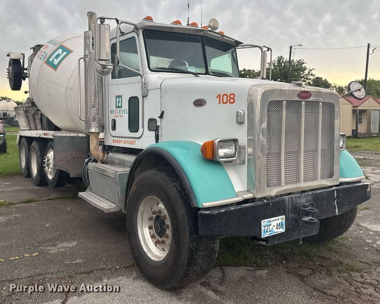 image for item DS3762 2014 Peterbilt 365 ready mix truck