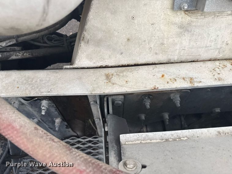 image for item DS3762 2014 Peterbilt 365 ready mix truck