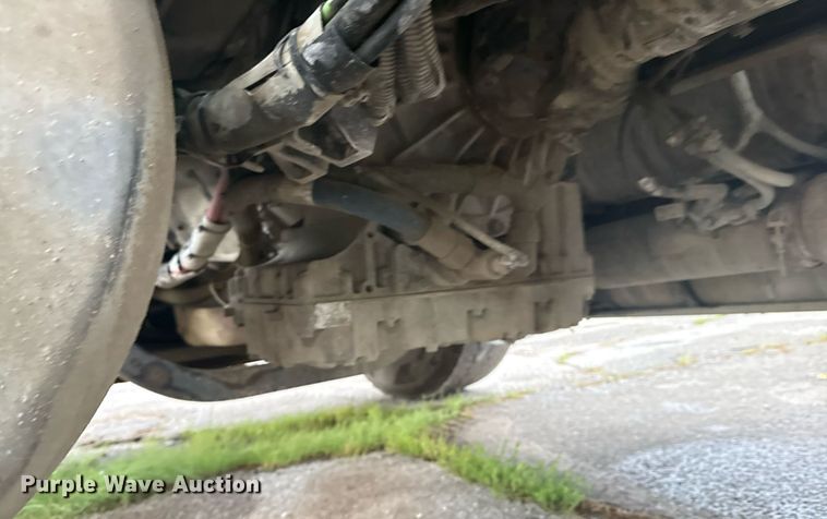 image for item DS3762 2014 Peterbilt 365 ready mix truck