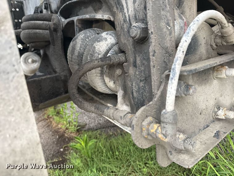 image for item DS3762 2014 Peterbilt 365 ready mix truck