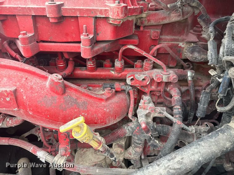 image for item DS3762 2014 Peterbilt 365 ready mix truck