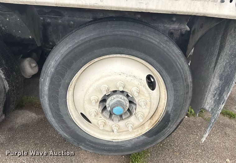 image for item DS3762 2014 Peterbilt 365 ready mix truck