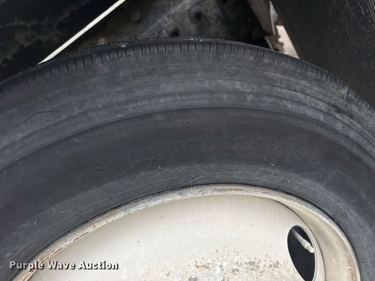 image for item DS3762 2014 Peterbilt 365 ready mix truck