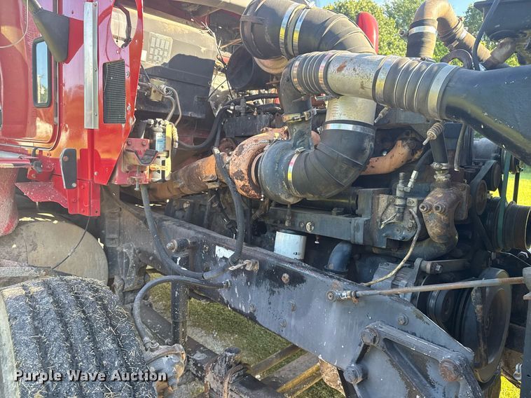 image for item DS3764 1992 Kenworth T660 dump truck