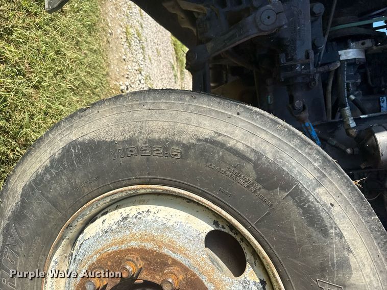 image for item DS3764 1992 Kenworth T660 dump truck