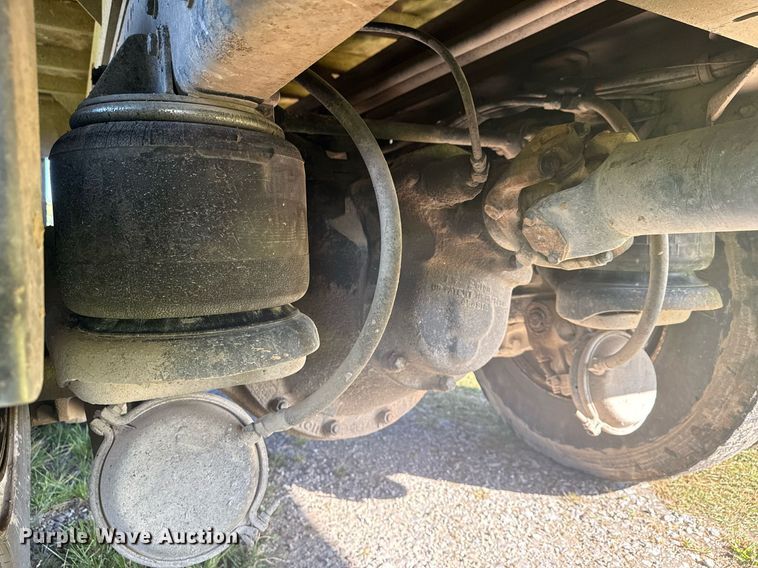 image for item DS3764 1992 Kenworth T660 dump truck