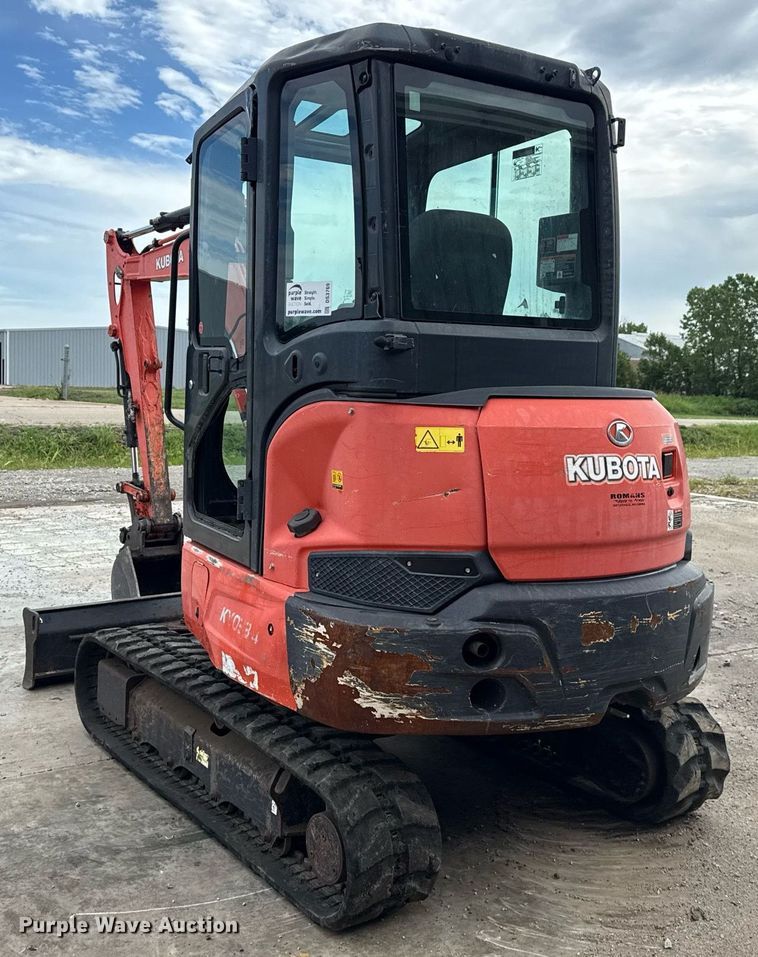 image for item DS3769 2017 Kubota KX033-4 mini excavator