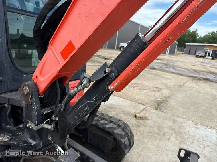 image for item DS3769 2017 Kubota KX033-4 mini excavator