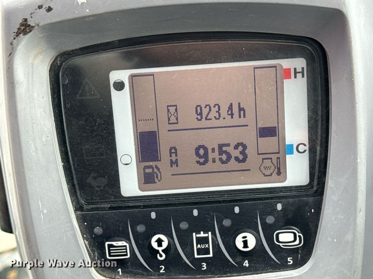 image for item DS3769 2017 Kubota KX033-4 mini excavator