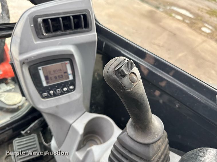 image for item DS3769 2017 Kubota KX033-4 mini excavator