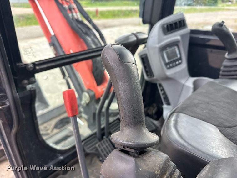 image for item DS3769 2017 Kubota KX033-4 mini excavator