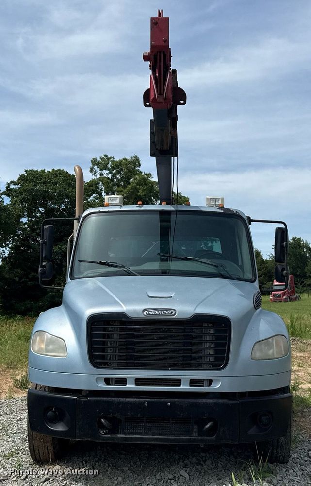 image for item DS3774 2009 Freightliner Business Class M2 swab truck