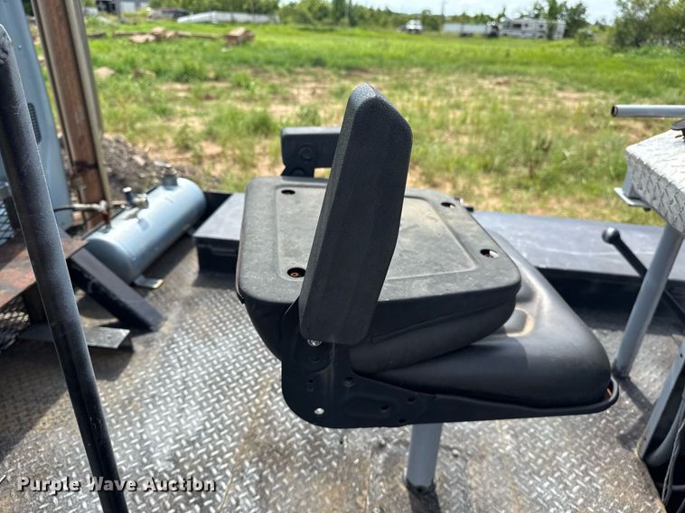 image for item DS3774 2009 Freightliner Business Class M2 swab truck