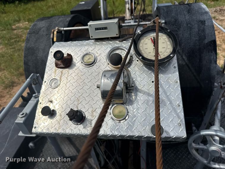 image for item DS3774 2009 Freightliner Business Class M2 swab truck