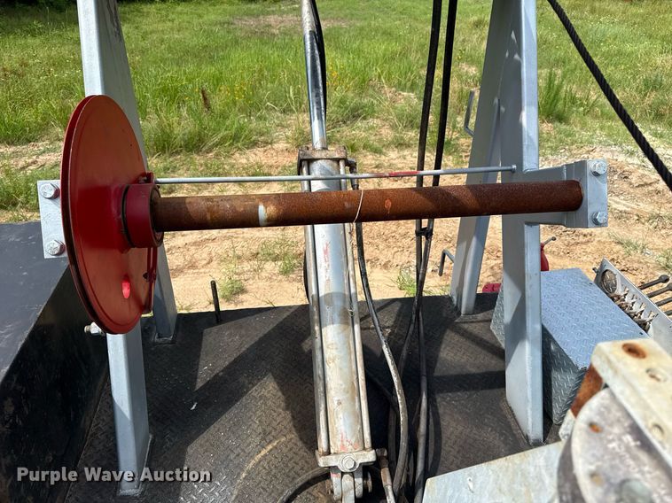 image for item DS3774 2009 Freightliner Business Class M2 swab truck