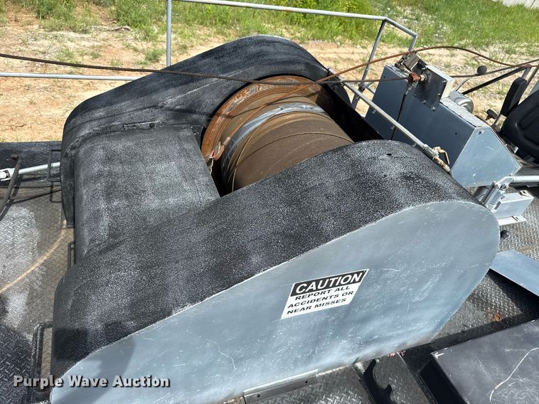 image for item DS3774 2009 Freightliner Business Class M2 swab truck