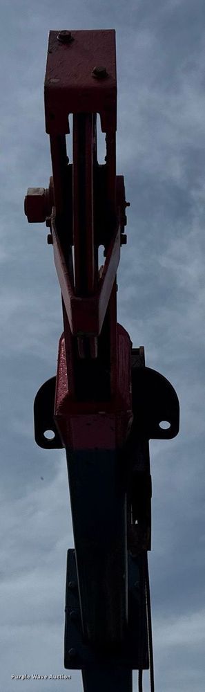 image for item DS3774 2009 Freightliner Business Class M2 swab truck