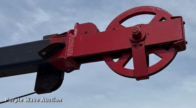 image for item DS3774 2009 Freightliner Business Class M2 swab truck