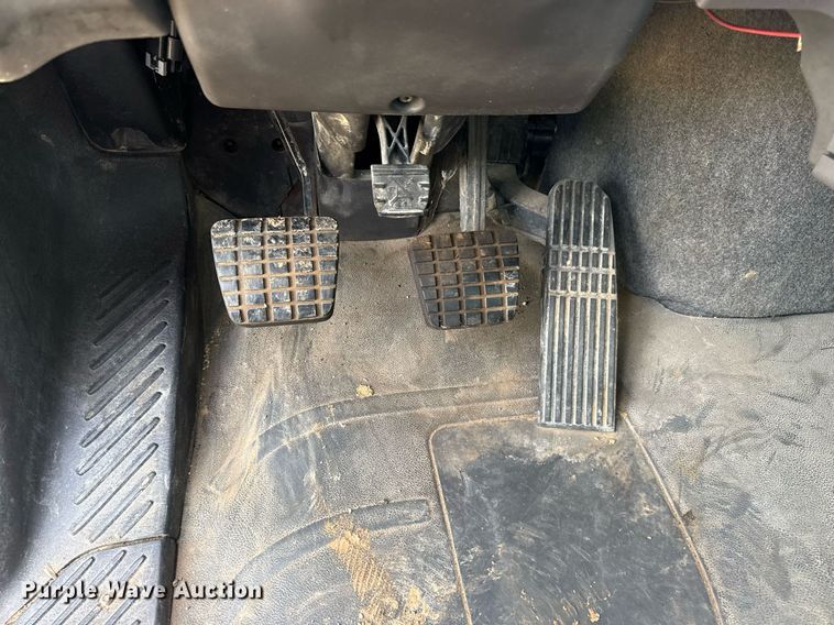 image for item DS3774 2009 Freightliner Business Class M2 swab truck