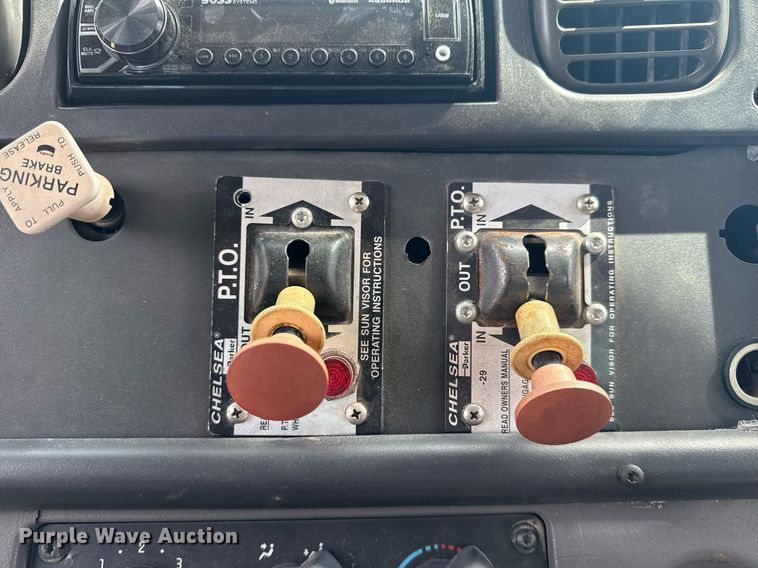 image for item DS3774 2009 Freightliner Business Class M2 swab truck