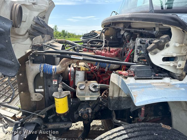 image for item DS3774 2009 Freightliner Business Class M2 swab truck