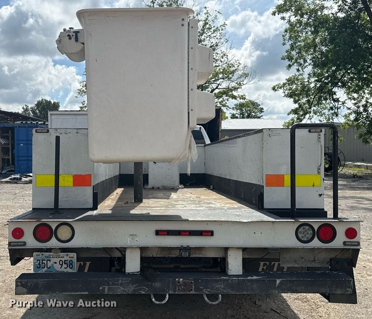 image for item DS3777 2012 Dodge Ram 4500 bucket truck