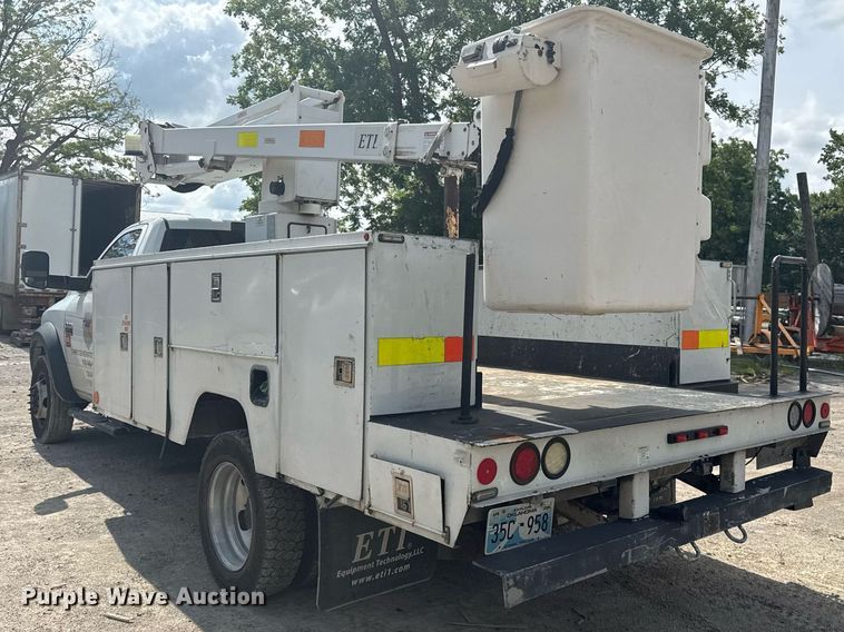 image for item DS3777 2012 Dodge Ram 4500 bucket truck