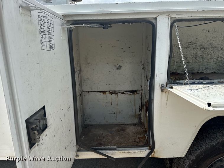 image for item DS3777 2012 Dodge Ram 4500 bucket truck