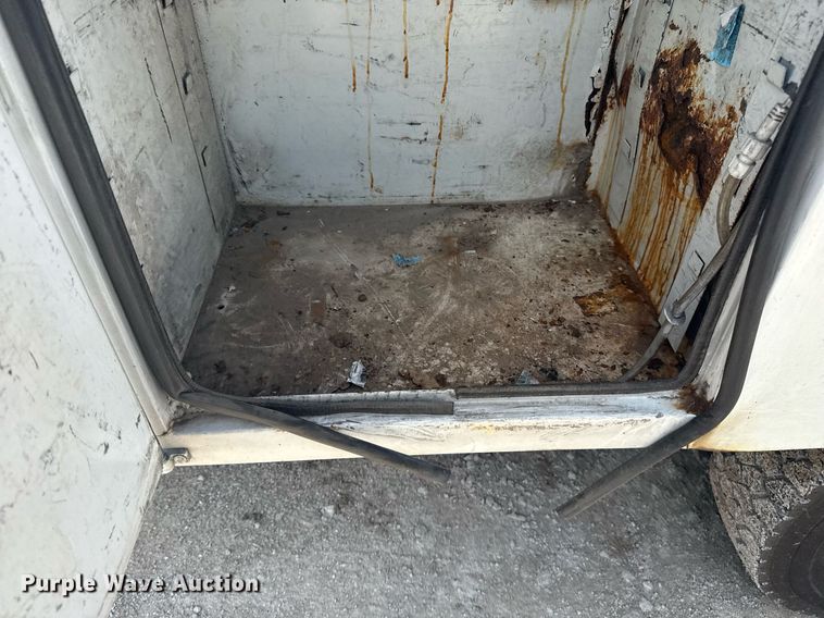 image for item DS3777 2012 Dodge Ram 4500 bucket truck