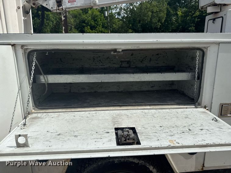 image for item DS3777 2012 Dodge Ram 4500 bucket truck