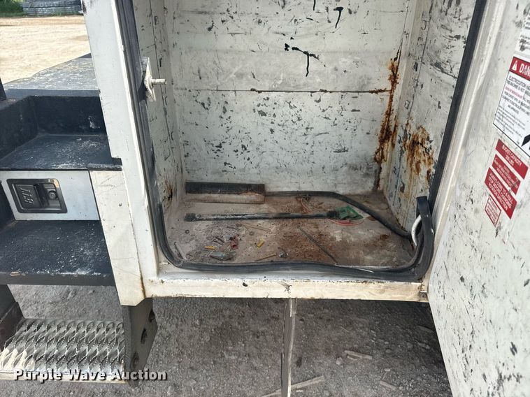 image for item DS3777 2012 Dodge Ram 4500 bucket truck